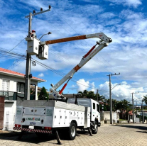 Novos transformadores são instalados no bairro Planalto, em Içara