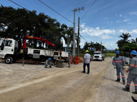 Cermoful avança em obras de rede às margens do acesso ao Capitel