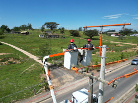 Cermoful Energia instala religador na comunidade de Linha Torrens