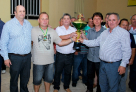 Vencedores da Copa de Bocha são homenageados