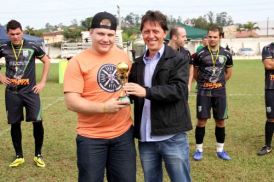 Demboski é o campeão da Copa Cermoful