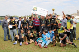 Demboski é o campeão da Copa Cermoful