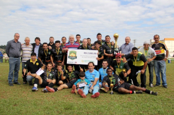 Demboski é o campeão da Copa Cermoful