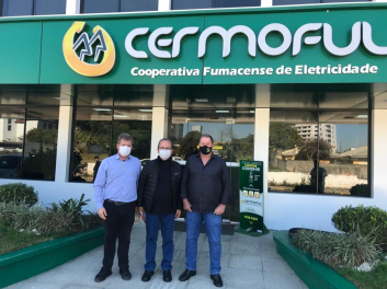 Senador Jorginho Mello visita a Cermoful