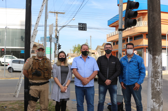 Policia Militar recebe doação de câmeras de videomonitoramento da CERMOFUL