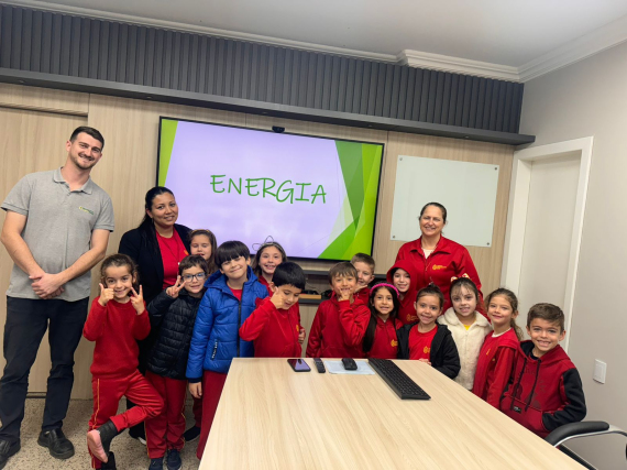 Alunos do Centro Educacional Davi aprendem sobre o uso consciente de energia elétrica